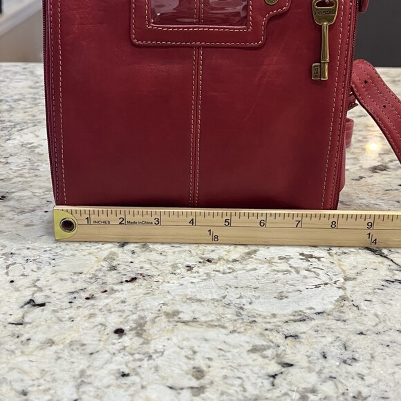 Fossil Red Leather Crossbody Tote Organizer Bag ID Window Key Charm Y2K Purse - Picture 13 of 16